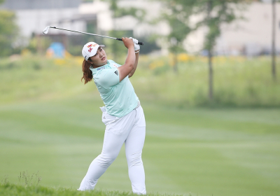 [KLPGA]유해란,'첫 홀 부터 위기'