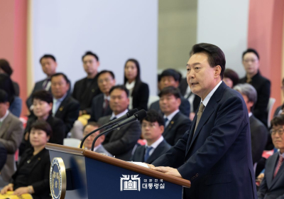 정치권도 댓글여론도 '대국민담화 메시지'에 관심집중