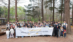 KB국민은행,임직원, 매헌시민의숲 가꾸기 봉사활동